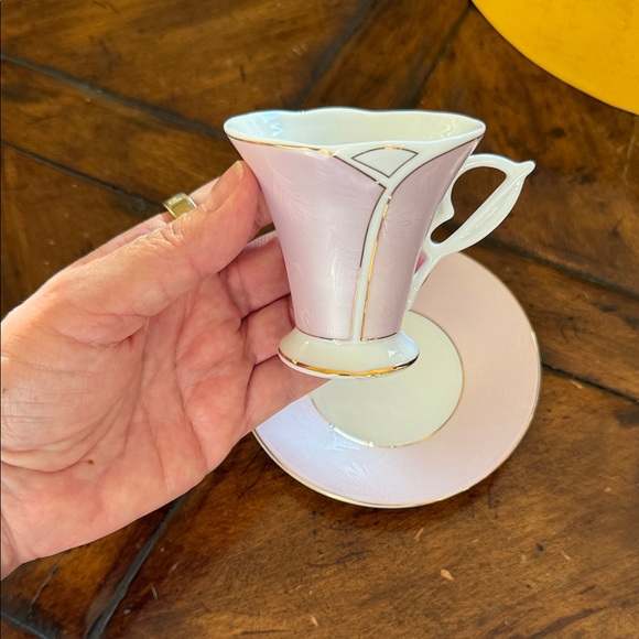 Tea Set - Picture 4 of 11